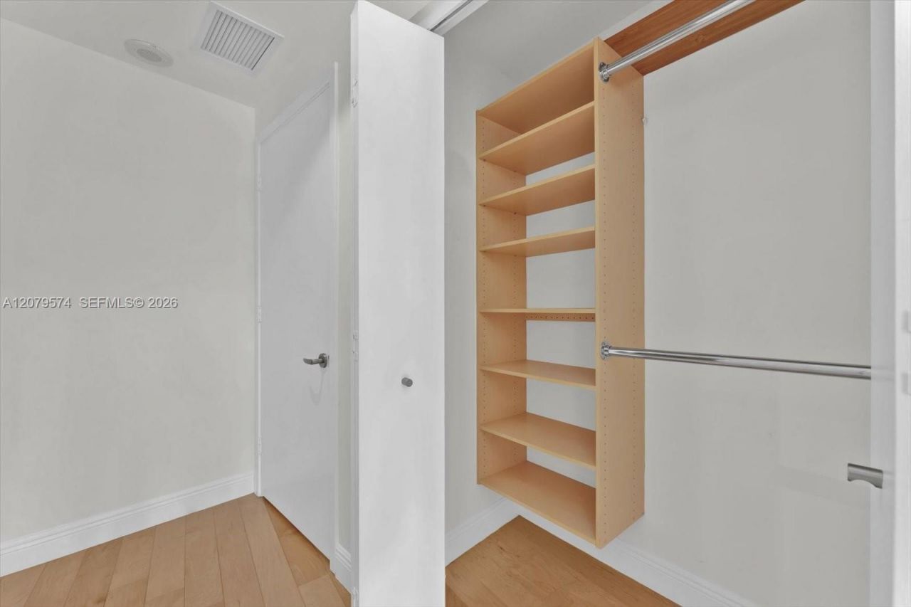 901 Brickell Key Blvd, Unit 609, Miami, FL 33131 Photo
