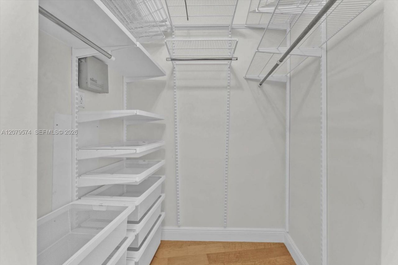 901 Brickell Key Blvd, Unit 609, Miami, FL 33131 Photo