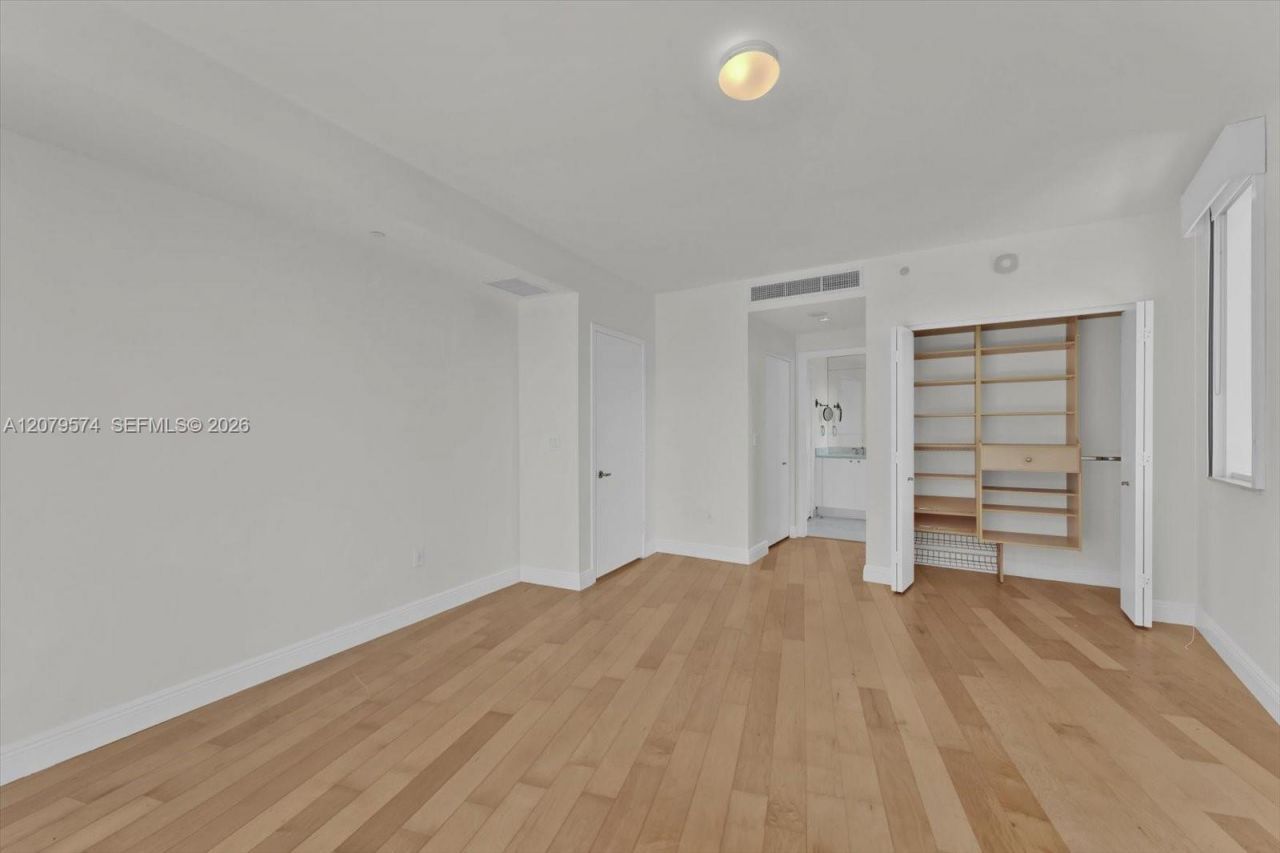 901 Brickell Key Blvd, Unit 609, Miami, FL 33131 Photo