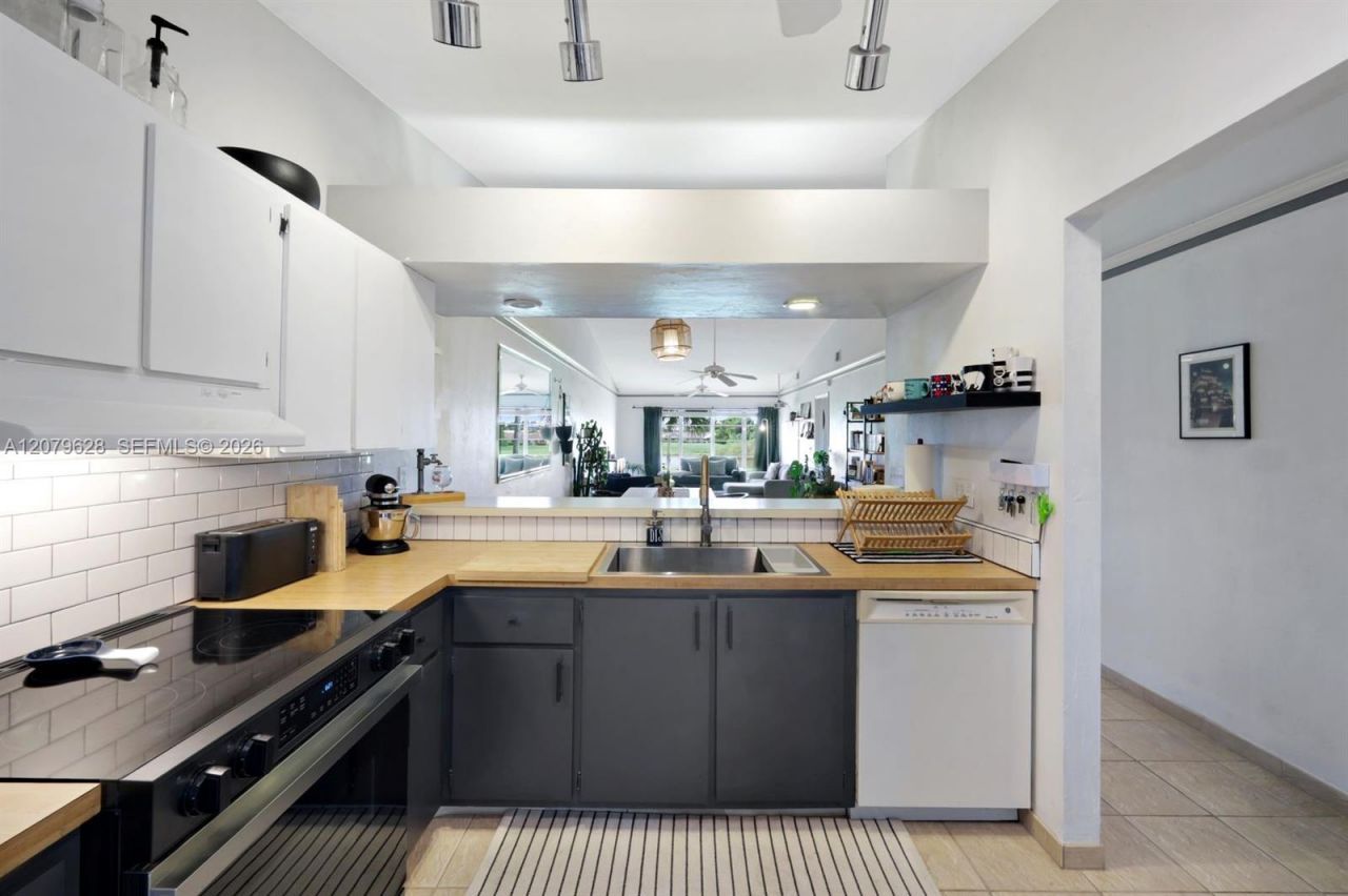 4038 Northlight Dr , Unit 1506, Naples, FL 34112 Photo