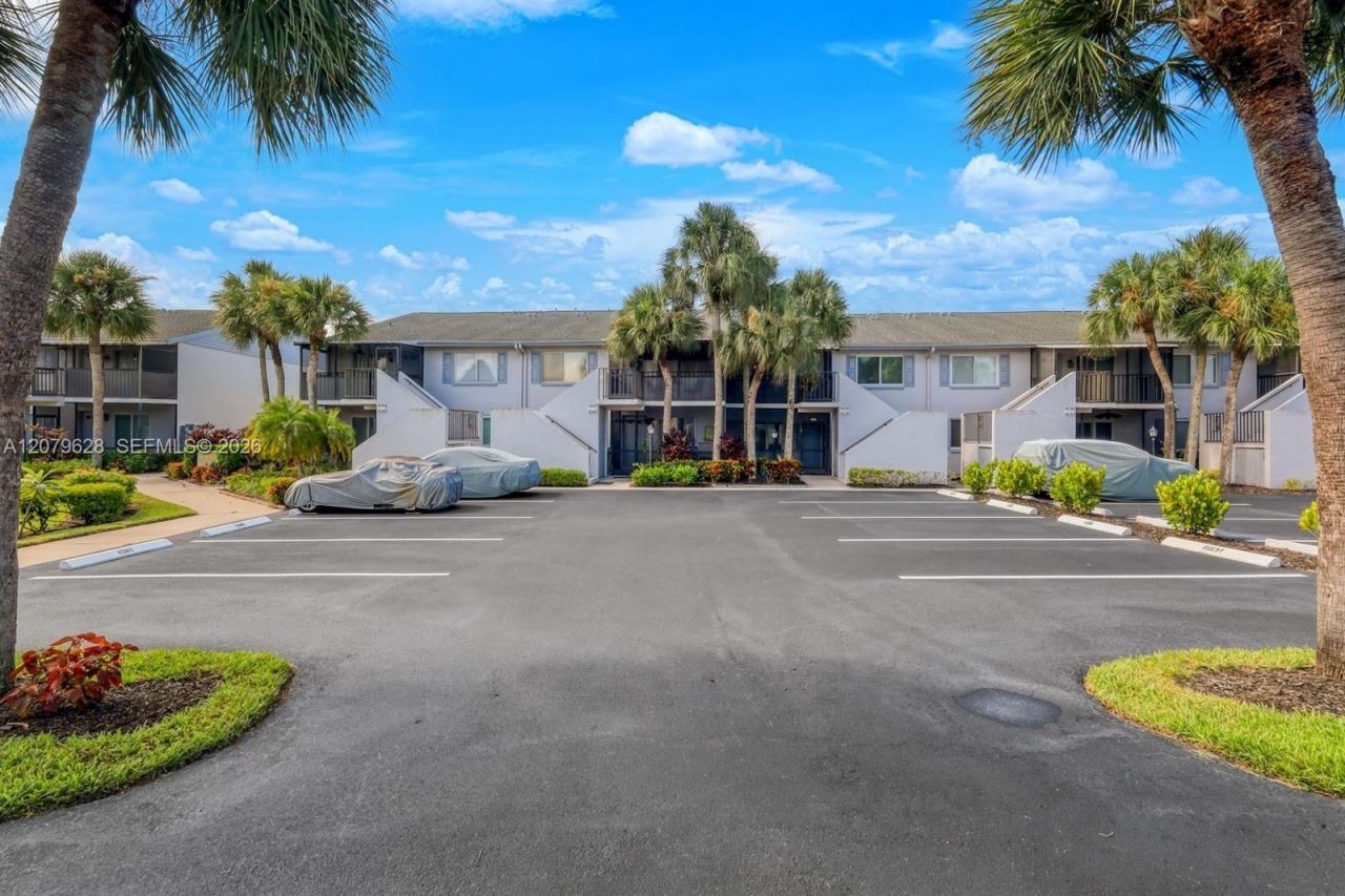4038 Northlight Dr , Unit 1506, Naples, FL 34112 Photo