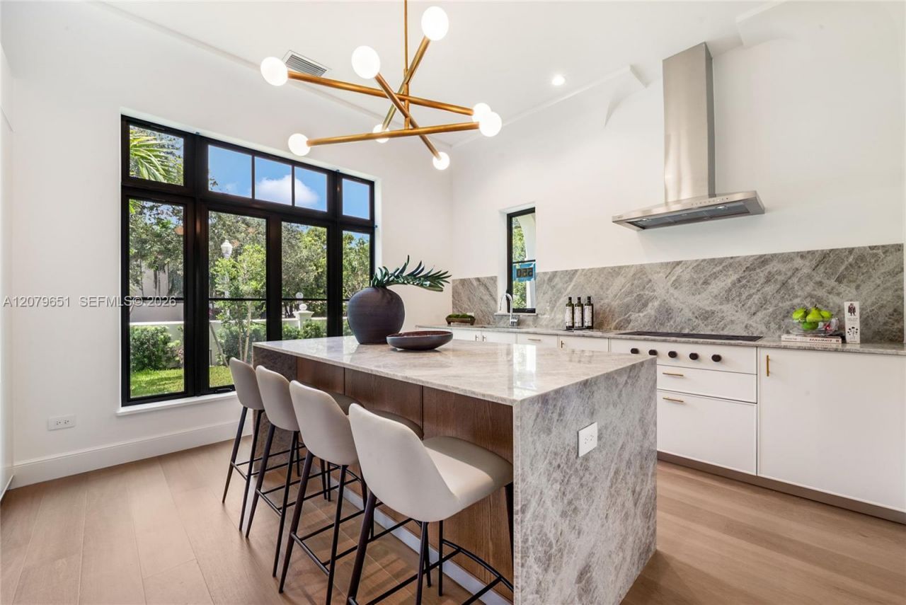 550 Malaga Ave, Unit Villa 1, Coral Gables, FL 33134 Photo