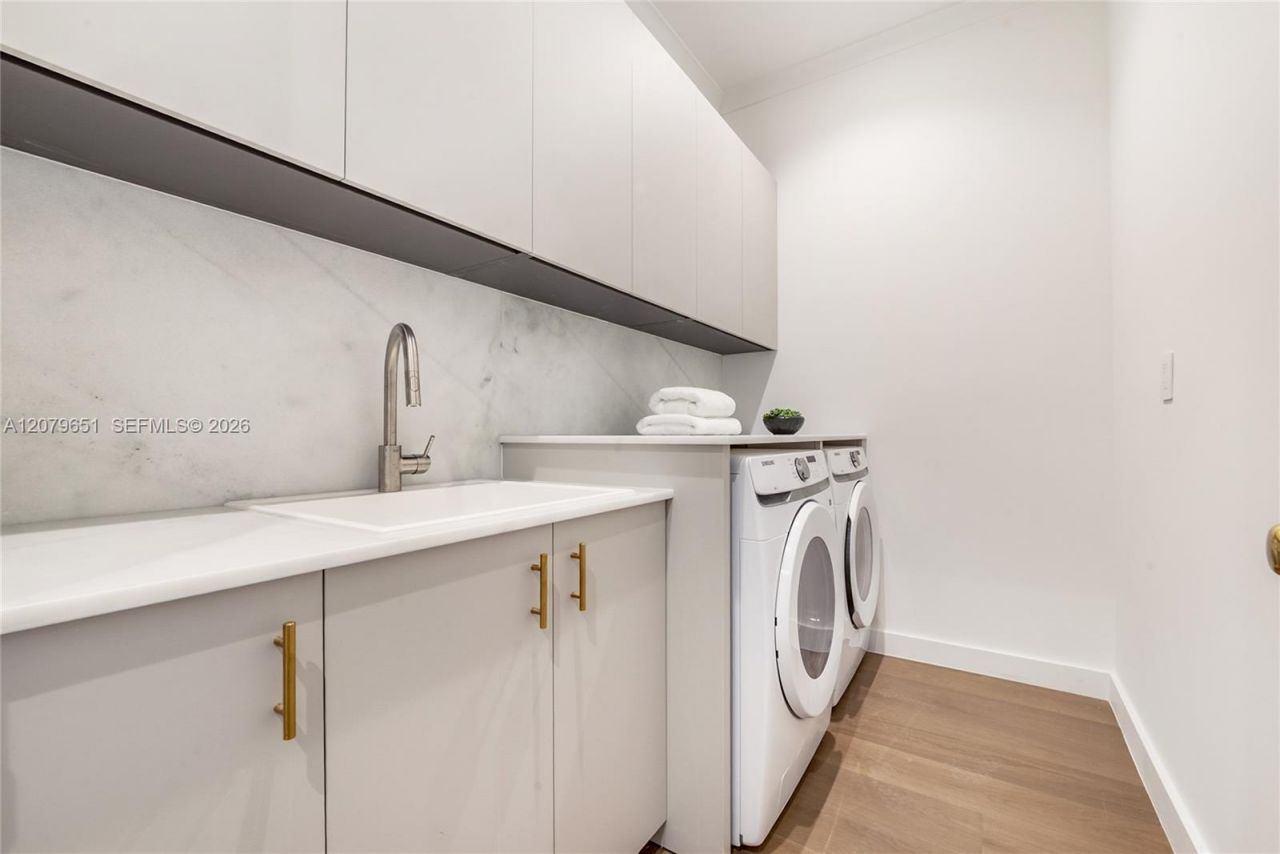 550 Malaga Ave, Unit Villa 1, Coral Gables, FL 33134 Photo