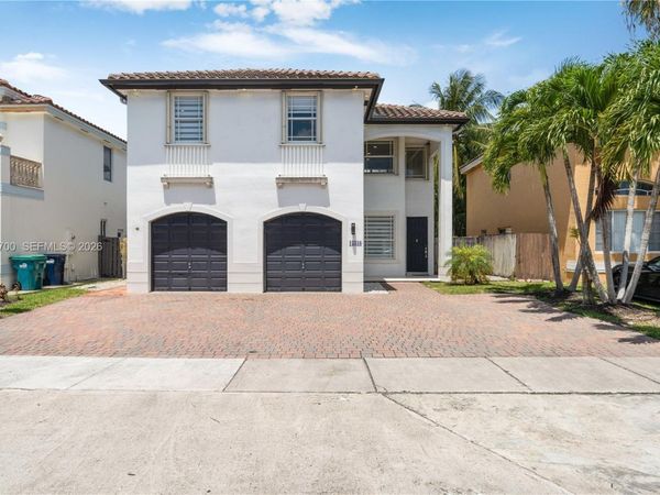 15338 SW 141st Ct , Miami, FL 33177