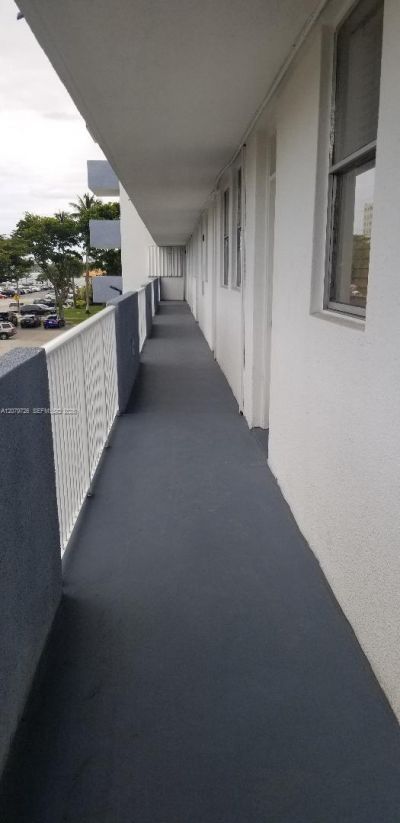1801 S Treasure Dr , Unit 302, North Bay Village, FL 33141 Photo