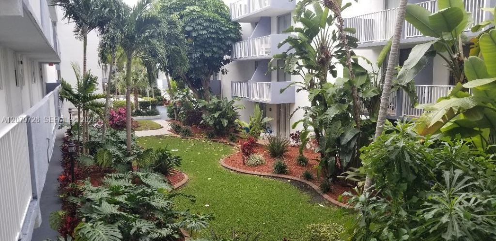 1801 S Treasure Dr , Unit 302, North Bay Village, FL 33141 Photo