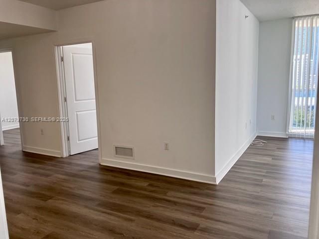 601 NE 23rd St, Unit 1502, Miami, FL 33137 Photo