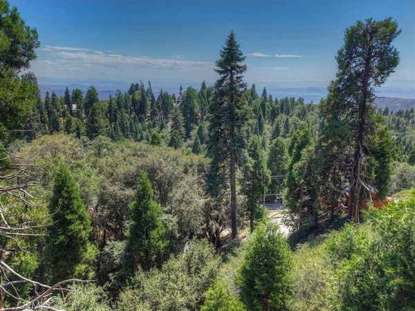 31070 Old City Creek, Running Springs, CA 92382