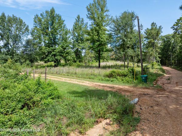1631 NW Fairman Lane, Brookhaven, MS 39601