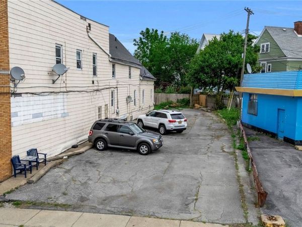 21 Grant Street, Buffalo, NY 14213