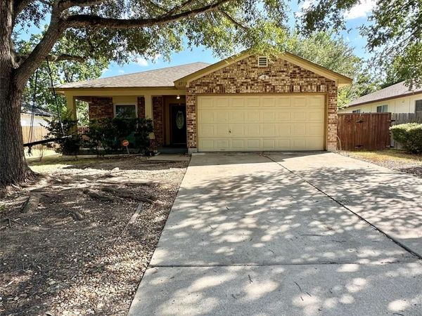 6913 Sabrina DR , Austin, TX 78747
