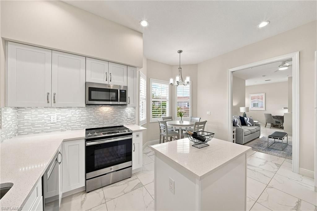 605 El Camino Real, Unit 14202, Naples, FL 34119 Photo