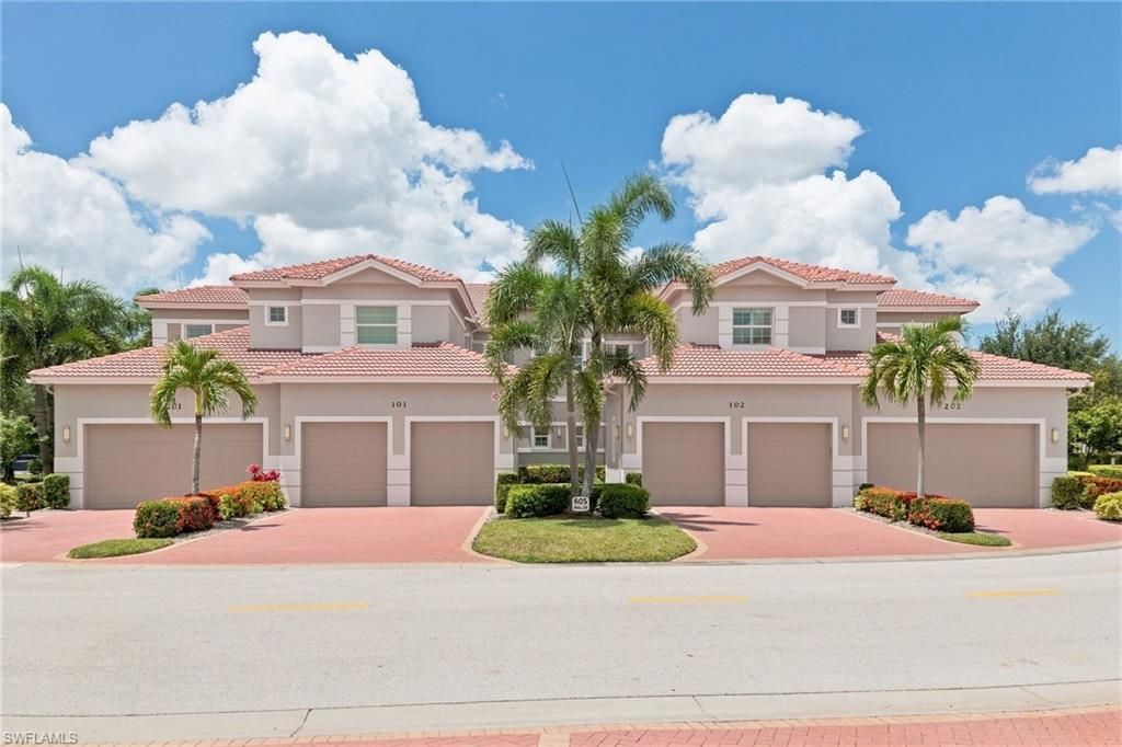 605 El Camino Real, Unit 14202, Naples, FL 34119 Photo