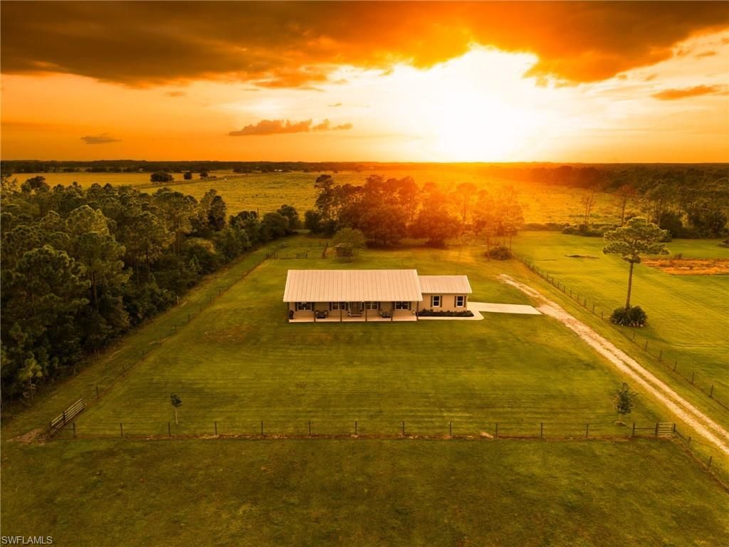 99 Trader Rd , Labelle, FL 33935 Photo