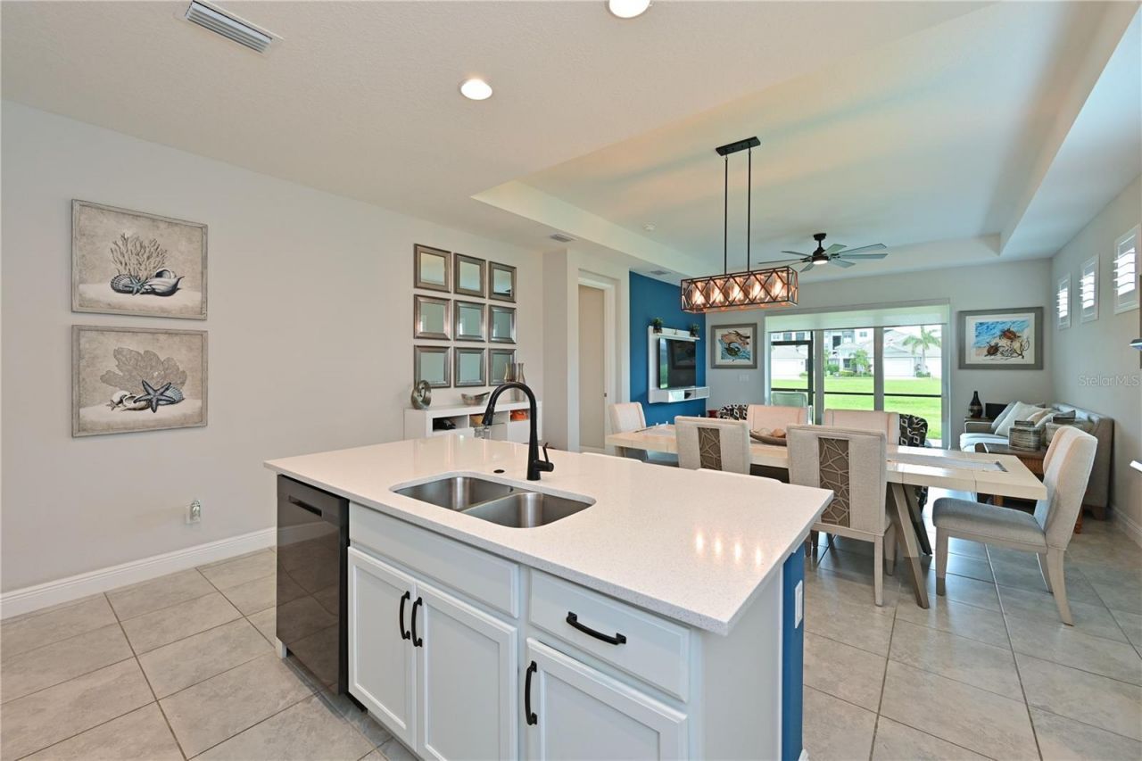10715 Klee Avenue, Bradenton, FL 34212 Photo