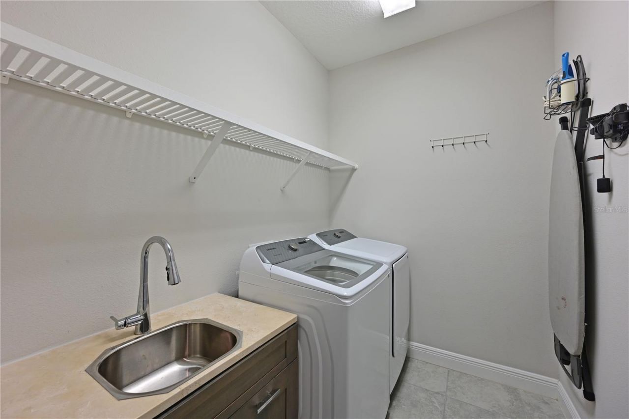 10715 Klee Avenue, Bradenton, FL 34212 Photo