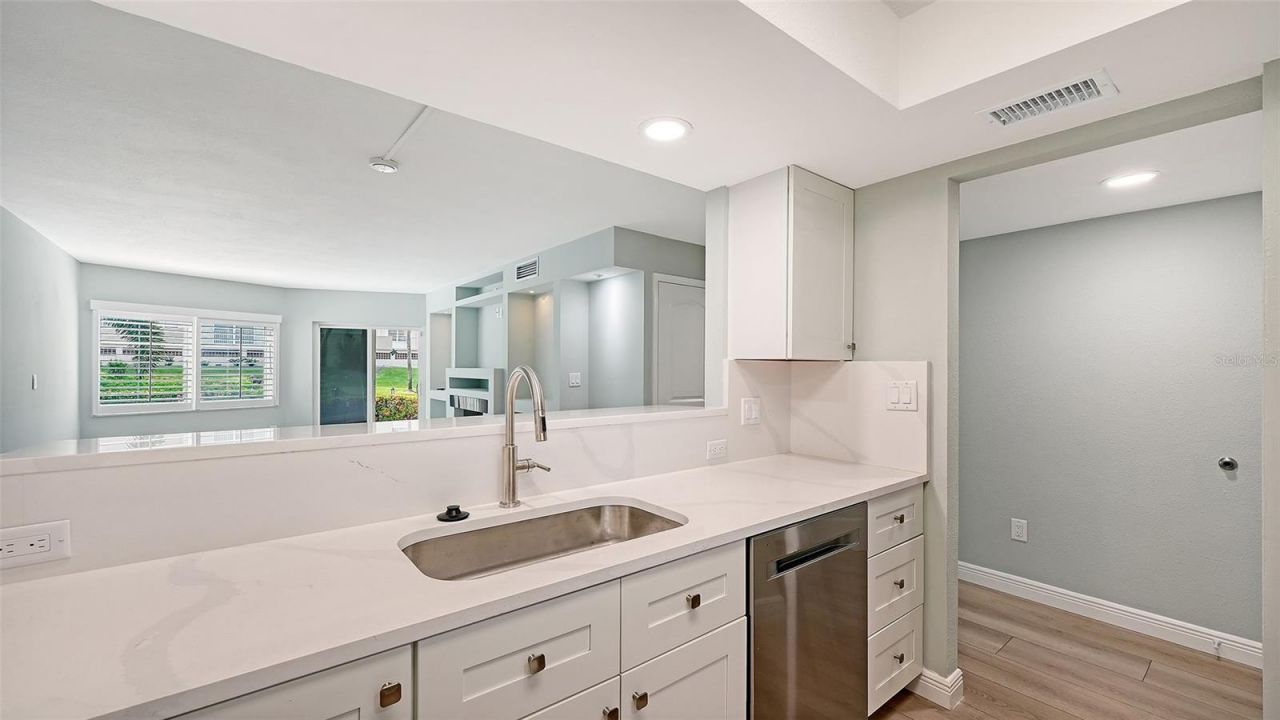 1300 N Portofino Drive, Unit 103, Sarasota, FL 34242 Photo