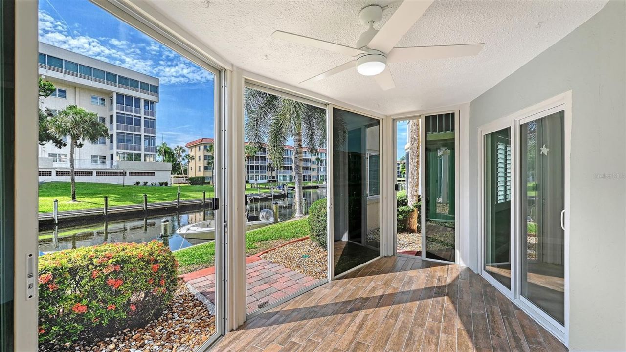 1300 N Portofino Drive, Unit 103, Sarasota, FL 34242 Photo