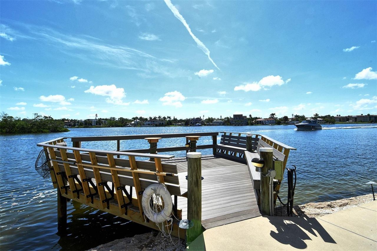 1300 N Portofino Drive, Unit 103, Sarasota, FL 34242 Photo