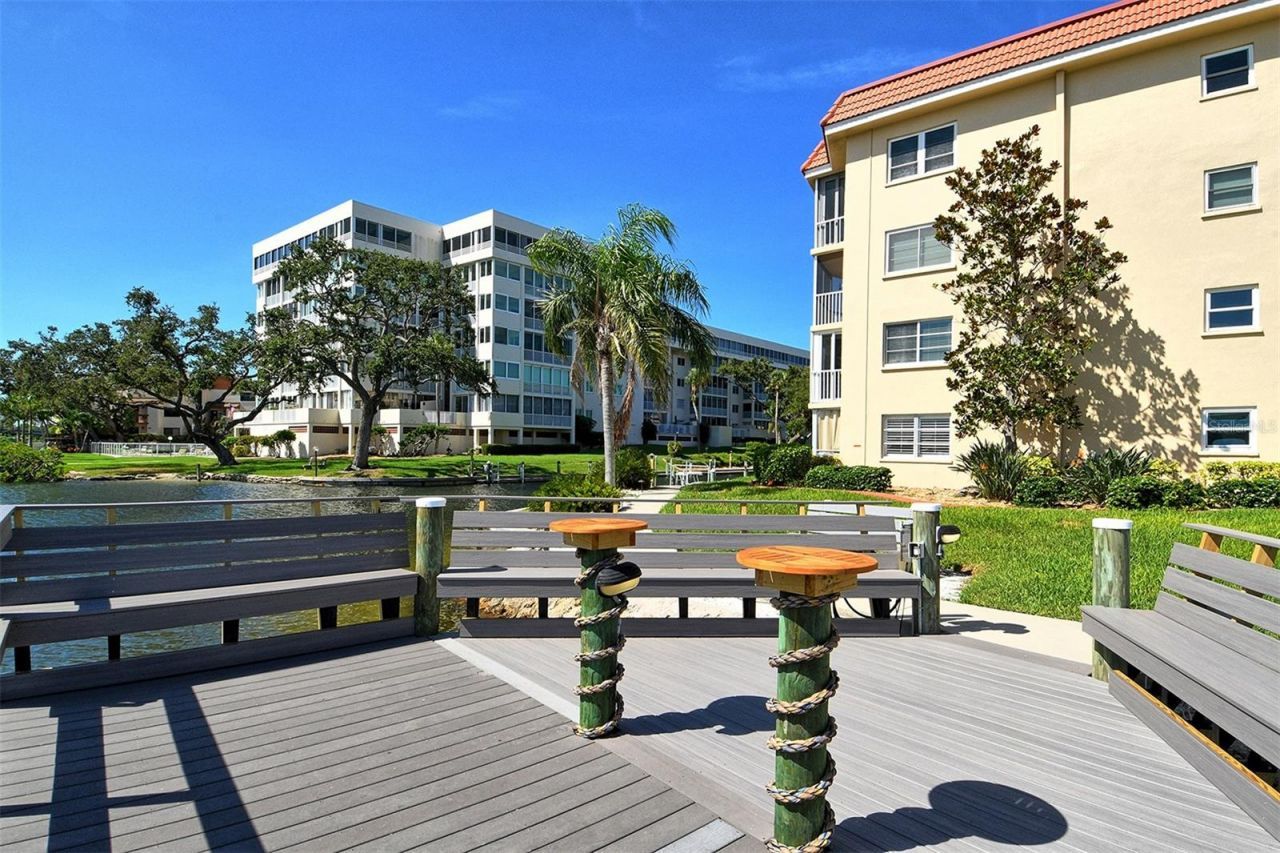 1300 N Portofino Drive, Unit 103, Sarasota, FL 34242 Photo