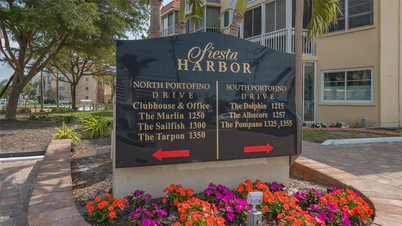 1300 N Portofino Drive, Unit 103, Sarasota, FL 34242 Photo