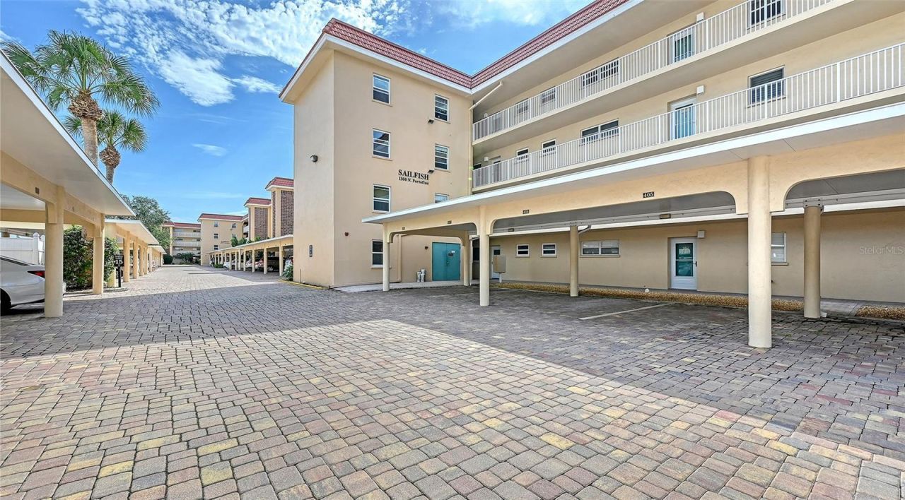 1300 N Portofino Drive, Unit 103, Sarasota, FL 34242 Photo
