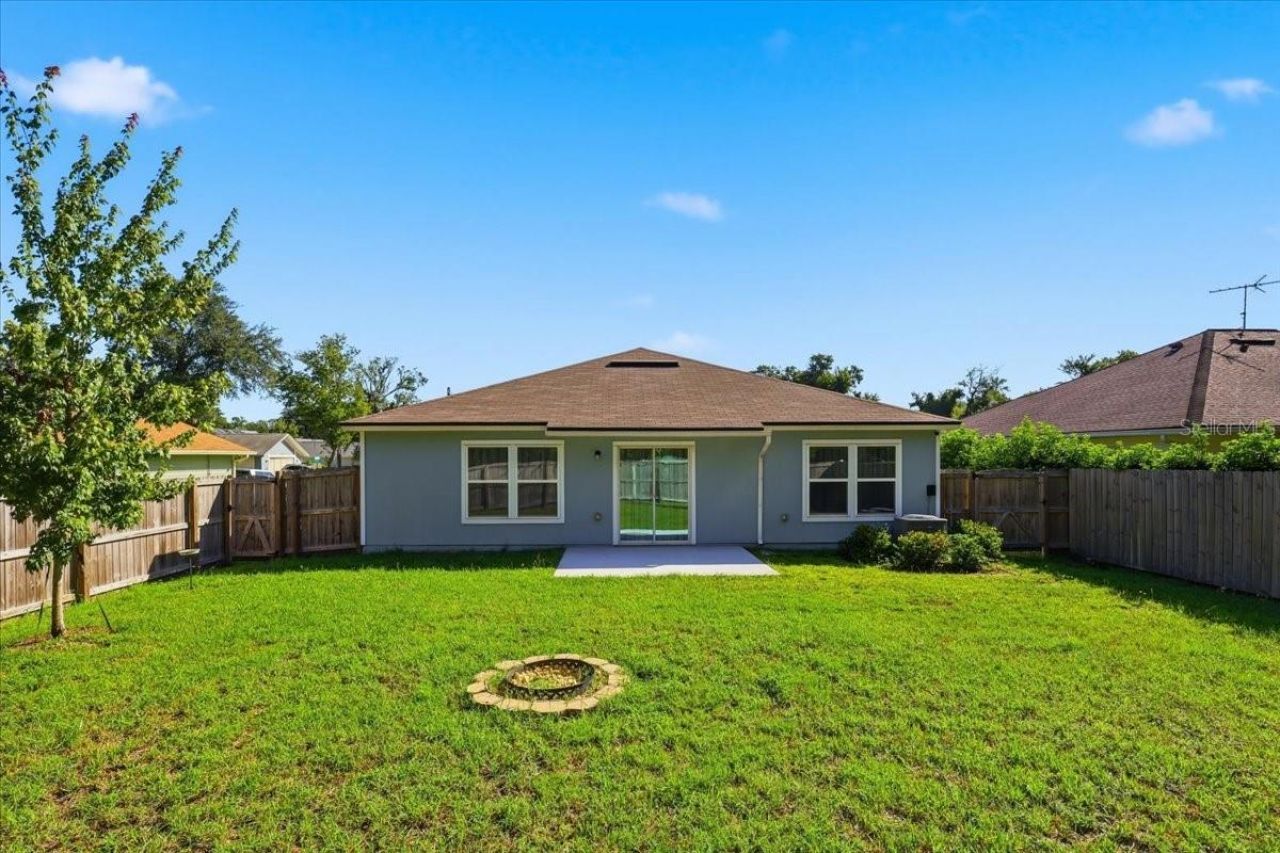 35 Putter Drive , Palm Coast, FL 32164 Photo