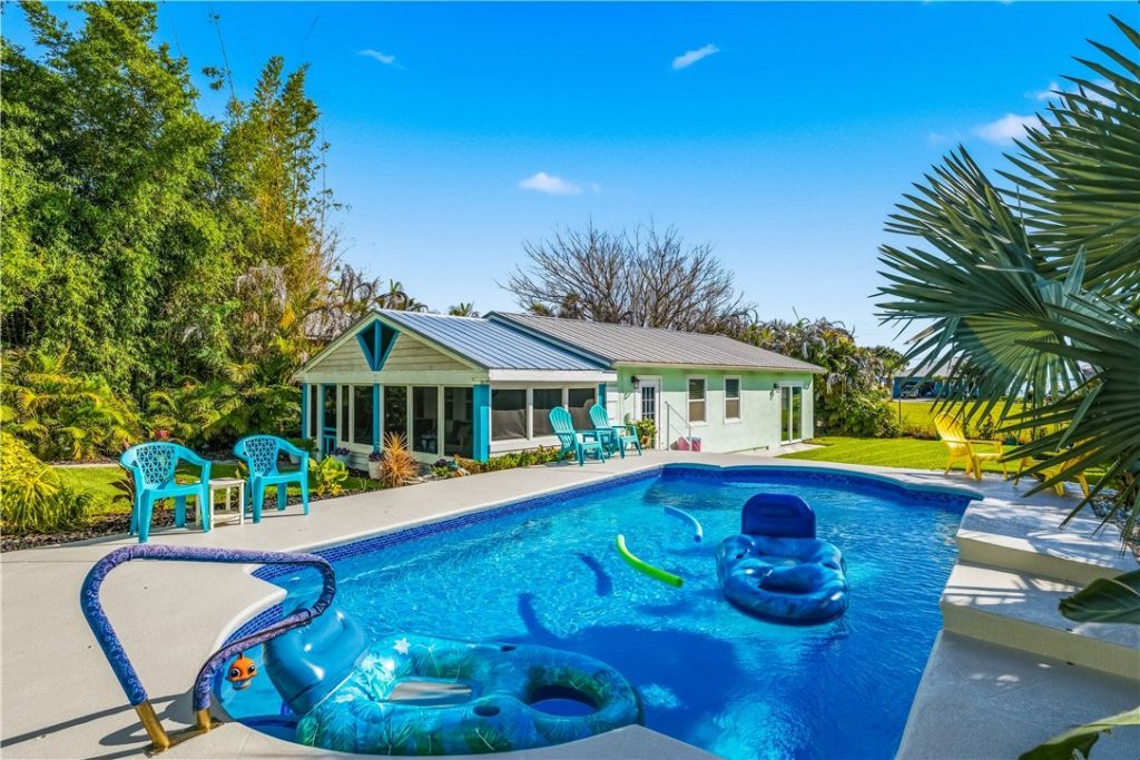 13610 Old Dixie Highway, Sebastian, FL 32958 Photo