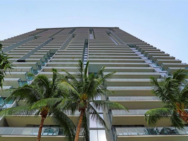 68 SE 6th St, Unit 1008, Miami, FL 33131