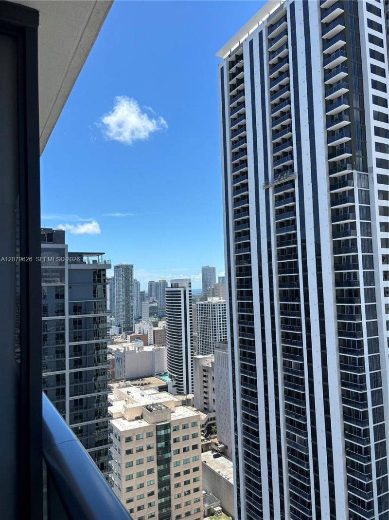 159 NE 6th St , Unit 3303, Miami, FL 33132 Photo