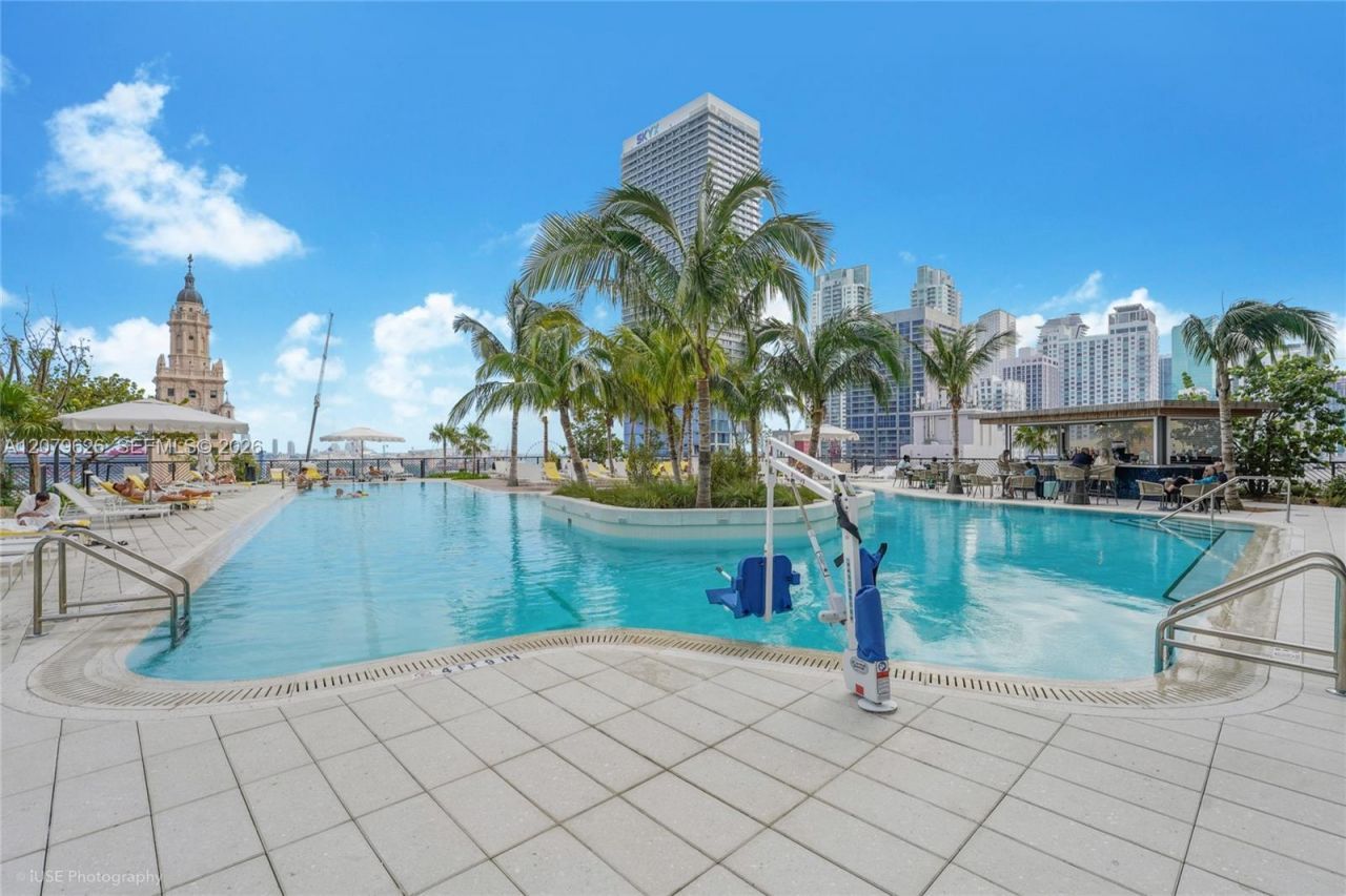 159 NE 6th St , Unit 3303, Miami, FL 33132 Photo
