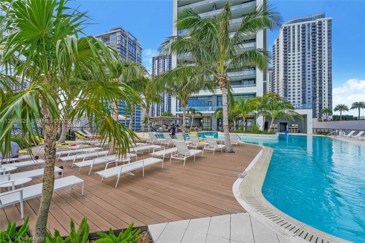 159 NE 6th St , Unit 3303, Miami, FL 33132 Photo