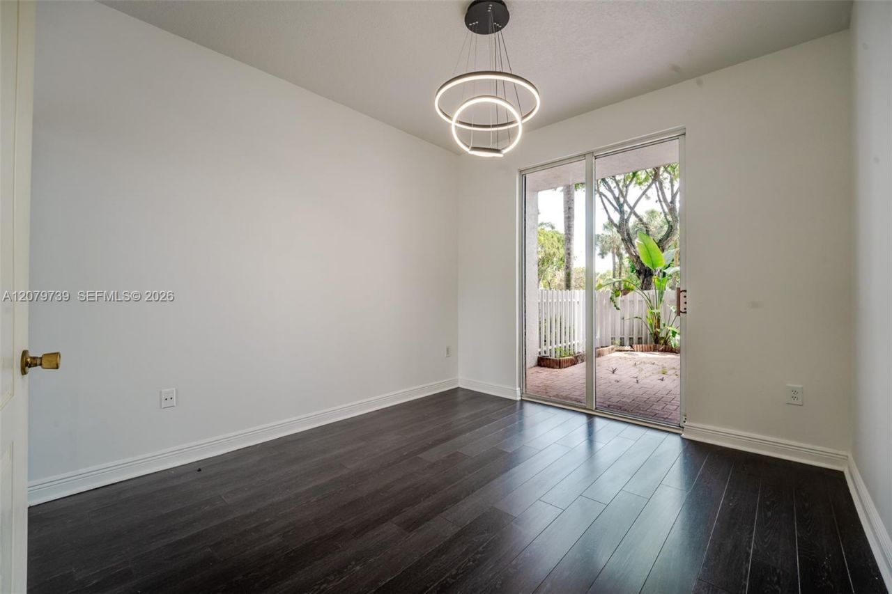 10750 NW 66th St , Unit 102, Doral, FL 33178 Photo