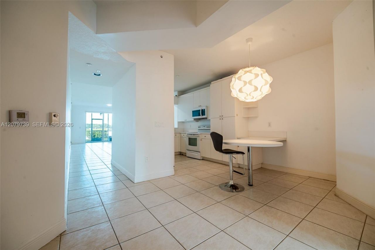 10750 NW 66th St , Unit 102, Doral, FL 33178 Photo