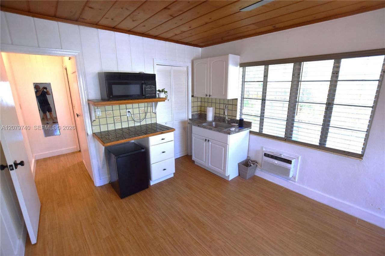 801 SE 4th Street, Unit 2, Boynton Beach, FL 33435 Photo
