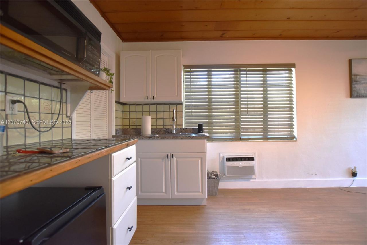 801 SE 4th Street, Unit 2, Boynton Beach, FL 33435 Photo