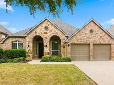 9917 Eddleman Court, Fort Worth, TX 76244