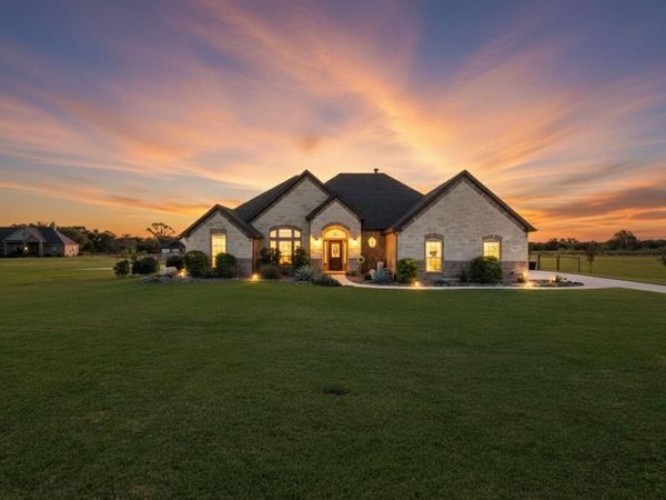 104 Carls Court, Boyd, TX 76023