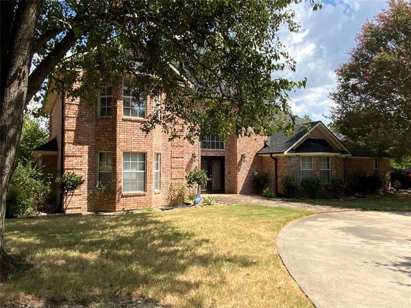 2020 Arbor Bend Street, Bonham, TX 75418