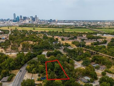 1243 North Street , Dallas, TX 75203