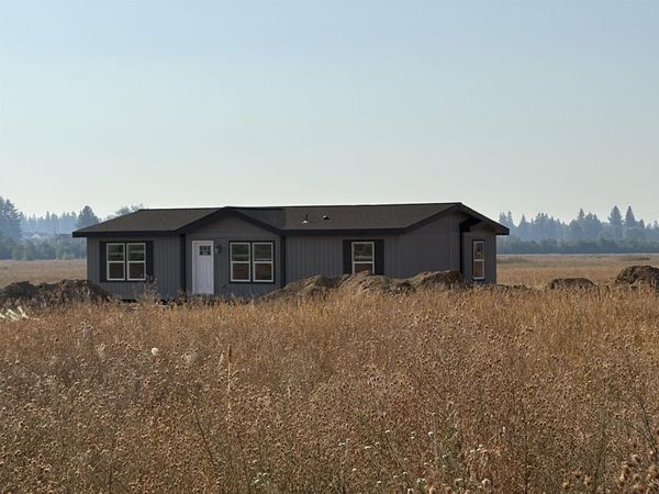 4851 W Enoch Rd, Deer Park, WA 99006