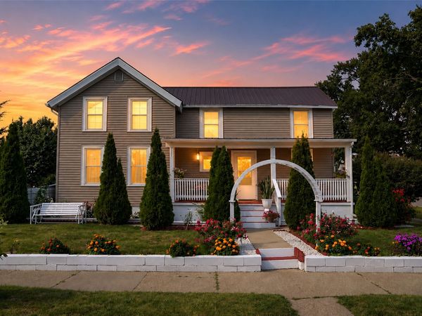 412 E Linn Street, Marshalltown, IA 50158