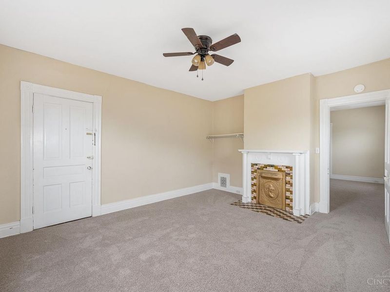 3223 Bach Avenue, Cincinnati, OH 45209 Photo 3