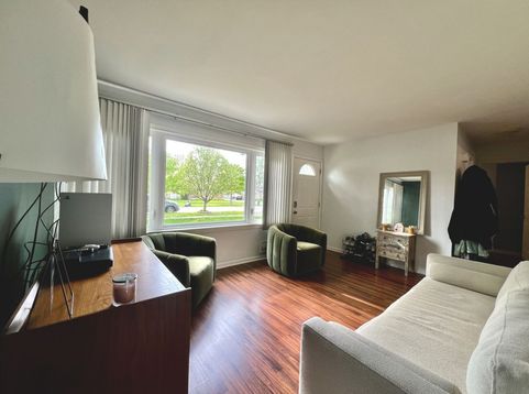 Main Photo