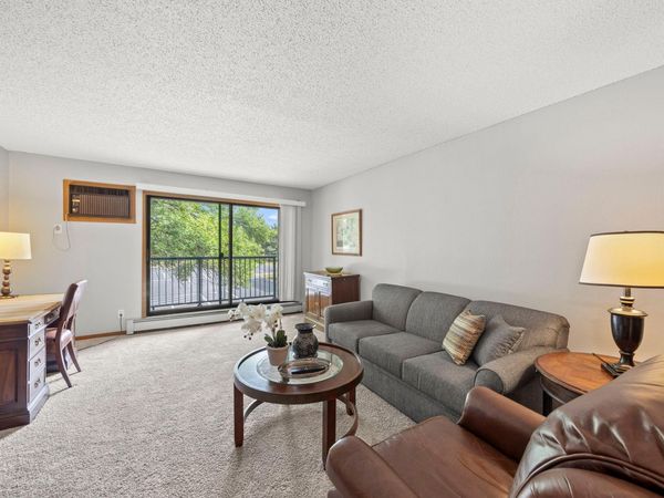 4 Pine Tree Drive , Unit 218, Arden Hills, MN 55112