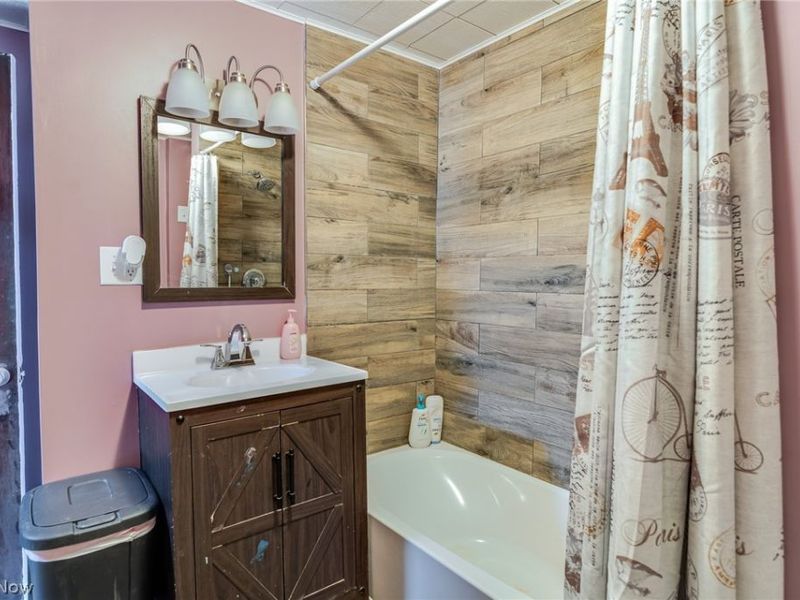 422 Reed Avenue, Akron, OH 44301 Photo 17