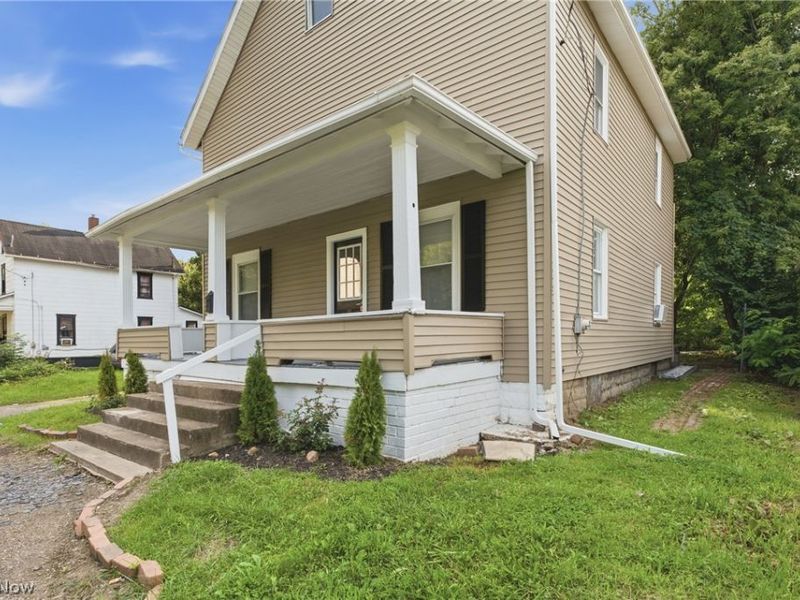 617 Carnahan Avenue NE, Canton, OH 44704 Photo 3