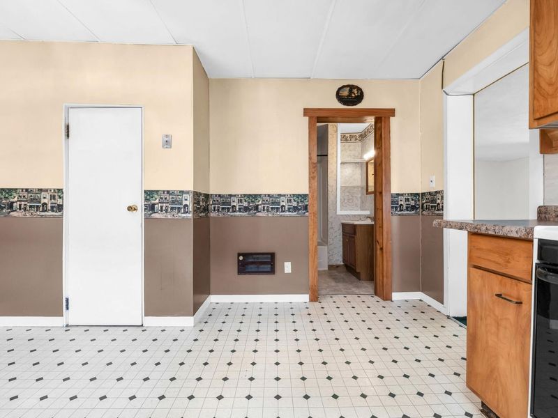 111 S Boggs Street, De Graff, OH 43318 Photo 13
