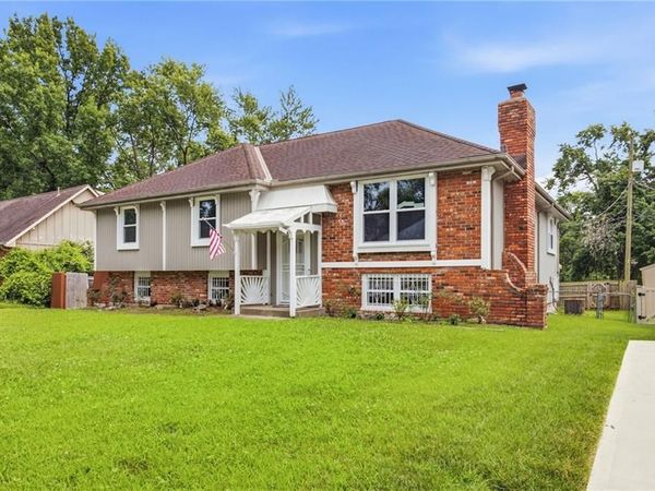 8113 E 96th Terrace, Kansas City, MO 64134