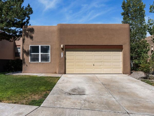 631 Granite Point Trail SE, Albuquerque, NM 87123